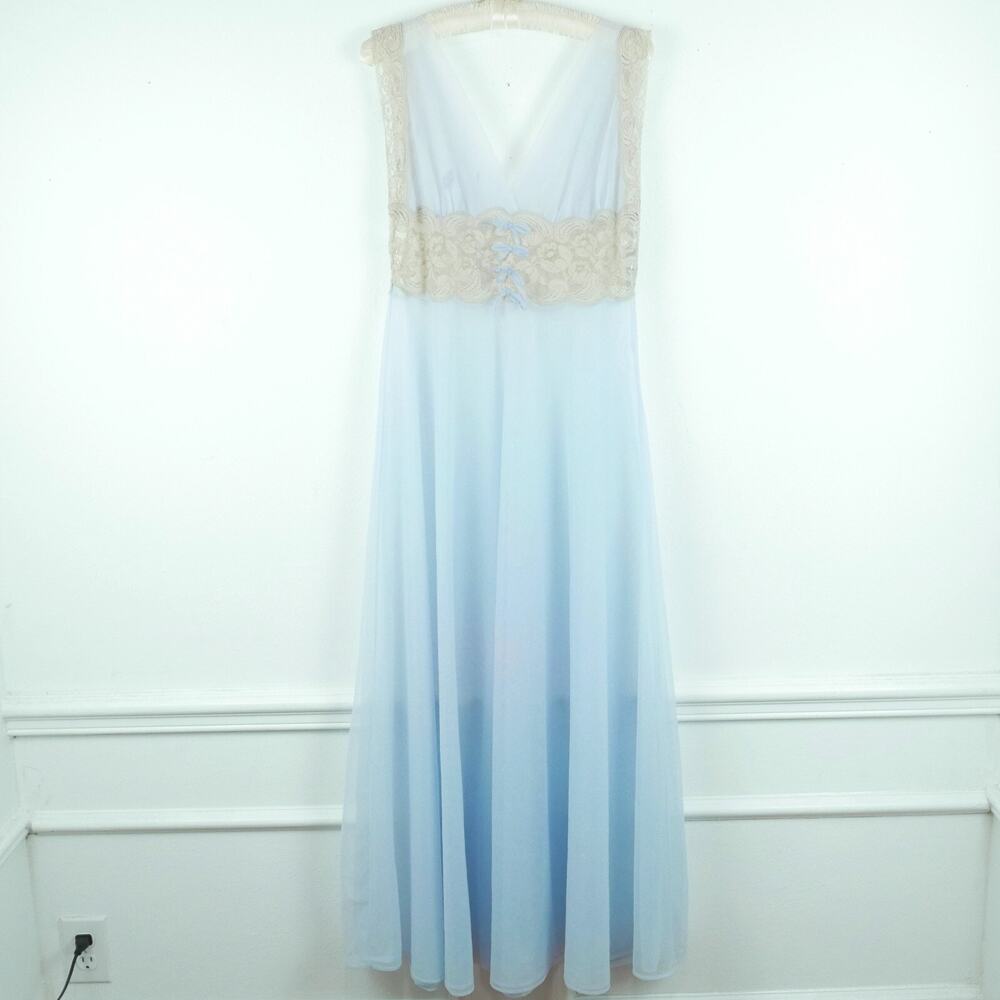 Vintage 60s Sheer Nightgown Maxi Lace Coquette Ethereal Feminine Valentine XS‎ S